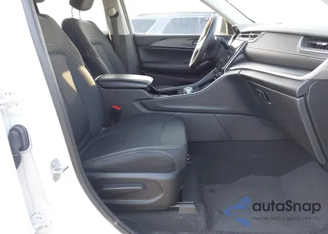 2023 Jeep Grand Cherokee Laredo 4X4 из США, поврежденный, VIN 1C4RJHAG0PC548572